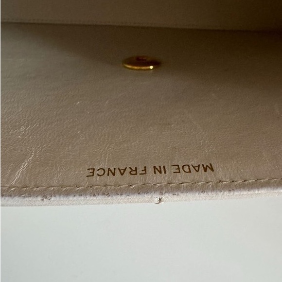 Vintage Chanel Turn Lock Chain Bag 1️⃣8️⃣0️⃣0️⃣ - Picture 3 of 13